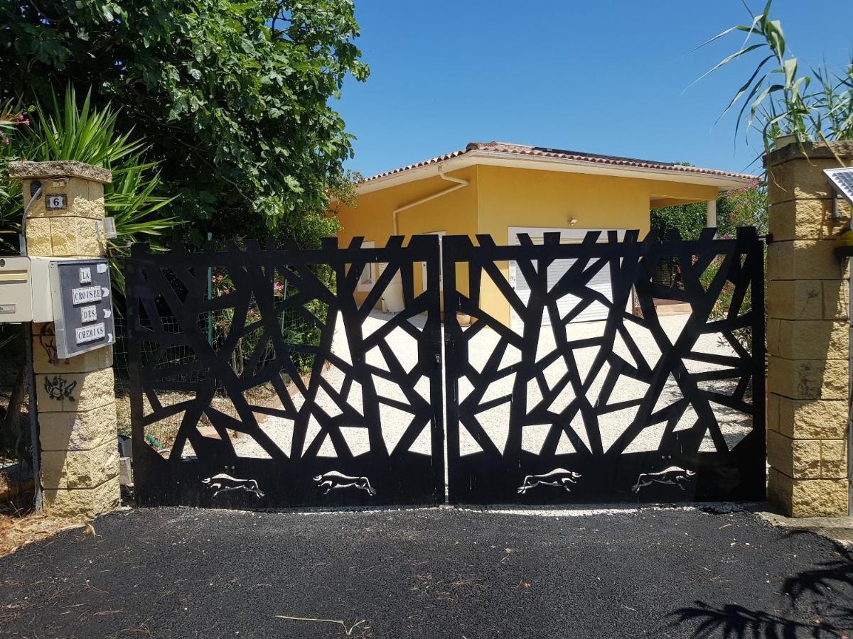 La Croisee Des Chemins Bed and Breakfast Calvisson Εξωτερικό φωτογραφία