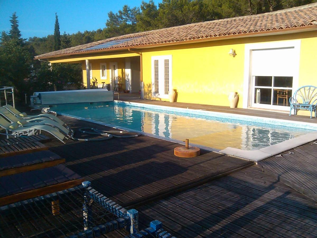 La Croisee Des Chemins Bed and Breakfast Calvisson Εξωτερικό φωτογραφία