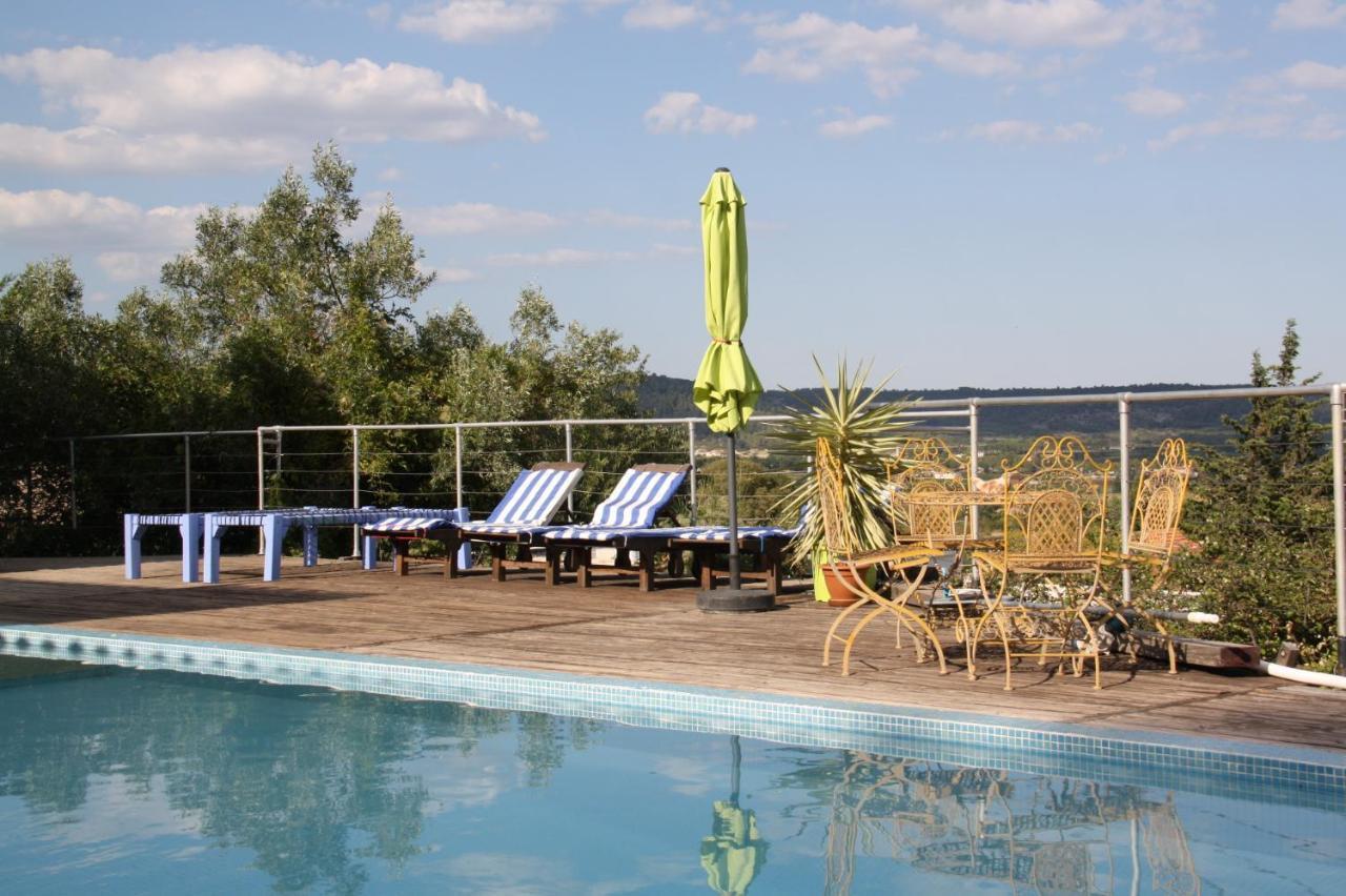 La Croisee Des Chemins Bed and Breakfast Calvisson Εξωτερικό φωτογραφία