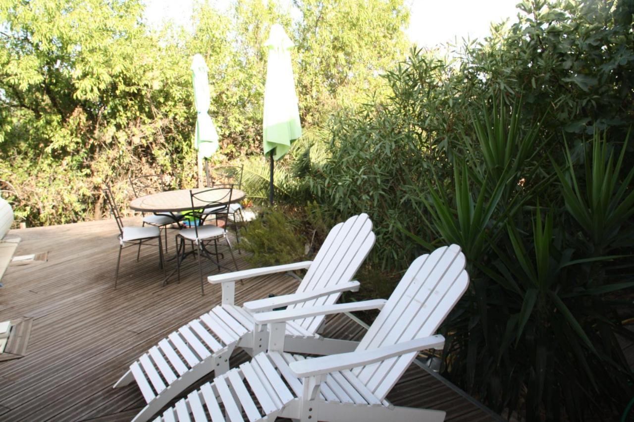La Croisee Des Chemins Bed and Breakfast Calvisson Εξωτερικό φωτογραφία